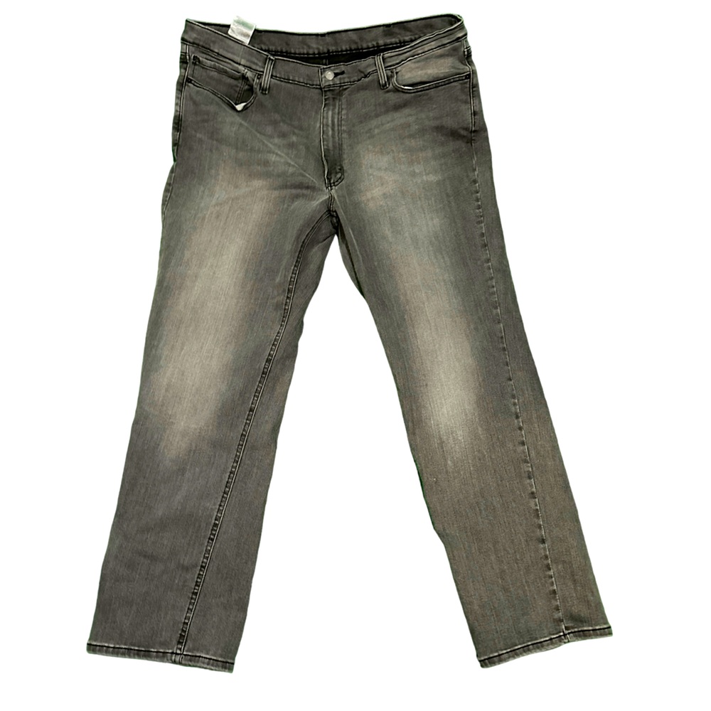 Levi jeans 42x32